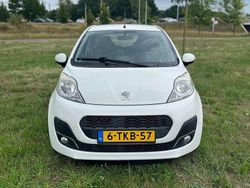 Wit Gebruikt 2012 Peugeot 107 Active Hatchback | € 6.450 (Eerlijke prijs)