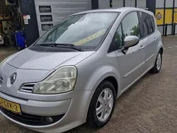 Grijs Gebruikt 2008 Renault Grand Modus Dynamique MPV | € 3.450 (Iets duurder)