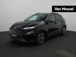 Zwart Gebruikt 2023 Hyundai Kona SUV | € 22.400 (Eerlijke prijs)