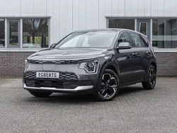 Grijs Gebruikt 2022 Kia e-Niro 2 SUV | € 28.950 (Goede deal)