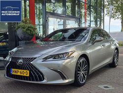 Grijs Gebruikt 2024 Lexus ES300 Business Edition Sedan | € 45.890 (Super prijs)