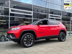 Rood Gebruikt 2023 Jeep Compass Trailhawk SUV | € 27.950 (Goede deal)