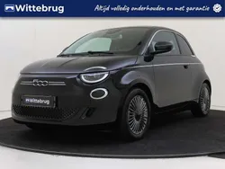 Zwart Gebruikt 2023 Fiat 500e Comfort Hatchback | € 19.925 (Goede deal)