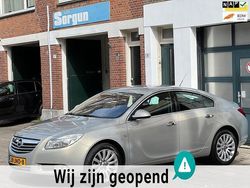 Beige Gebruikt 2009 Opel Insignia Cosmo Hatchback | € 3.950 (Eerlijke prijs)