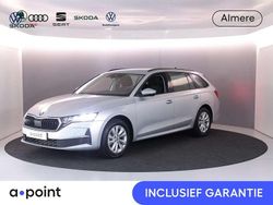 Grijs, metallic lak Gebruikt 2024 Skoda Octavia Stationwagen | € 27.849 (Goede deal)