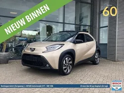 Geel Gebruikt 2024 Toyota Aygo Premium Hatchback | € 22.950 (Eerlijke prijs)