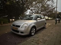 Zilver Gebruikt 2008 Suzuki Swift Exclusive Hatchback | € 2.150 (Goede deal)