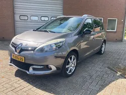 Grijs Gebruikt 2015 Renault Grand Scénic III LIMITED MPV | € 4.950 (Eerlijke prijs)