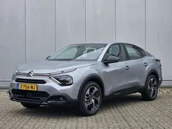 Grijs Gebruikt 2023 Citroën C4 Feel Sedan | € 23.940 (Eerlijke prijs)