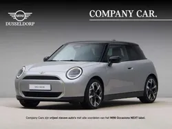 Grijs Gebruikt 2025 Mini Cooper Favoured Hatchback | € 33.950