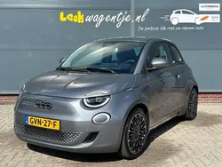 Grijs Gebruikt 2022 Fiat 500e Icon Hatchback | € 19.940 (Iets duurder)