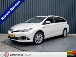 Toyota Auris Hybrid