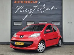 Rood Gebruikt 2008 Peugeot 107 Hatchback | € 1.975 (Eerlijke prijs)