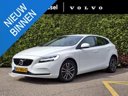 Wit Gebruikt 2016 Volvo V40 Stationwagen | € 15.740 (Eerlijke prijs)