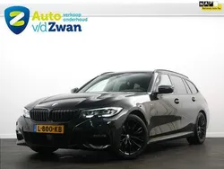 Zwart Gebruikt 2021 BMW 320 Executive Stationwagen | € 25.950 (Goede deal)