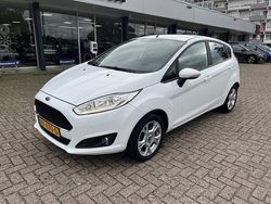 Wit Gebruikt 2016 Ford Fiesta Style Hatchback | € 8.450 (Eerlijke prijs)