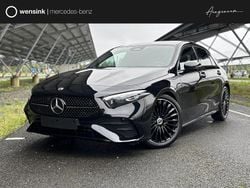 Zwart, metallic lak Nieuw 2025 Mercedes A180 Business Sedan | € 47.575 (Eerlijke prijs)