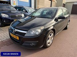 Zwart (metallic) Gebruikt 2007 Opel Astra Edition Stationwagen | € 950 (Eerlijke prijs)