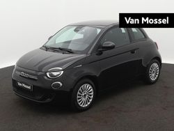 Zwart Gebruikt 2024 Fiat 500e Hatchback | € 23.995 (Super prijs)