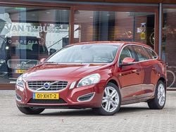 Rood Gebruikt 2012 Volvo V60 Summum Stationwagen | € 7.495 (Eerlijke prijs)