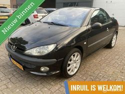 Zwart Gebruikt 2002 Peugeot 206 CC Cabriolet | € 850 (Eerlijke prijs)