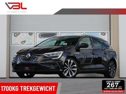Zwart, metallic lak Gebruikt 2022 Renault Mégane GrandTour Intens Stationwagen | € 19.940 (Eerlijke prijs)