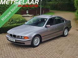 Grijs Gebruikt 1997 BMW 525 Executive Sedan | € 16.950