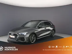 Grijs Gebruikt 2024 Audi A3 Sportback S-Line Hatchback | € 45.900