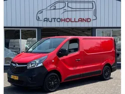 Rood Gebruikt 2018 Opel Vivaro Van | € 6.950 (Super prijs)