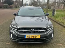 Grijs Gebruikt 2023 VW T-Roc R-line SUV | € 23.999 (Eerlijke prijs)