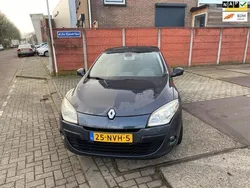 Grijs Gebruikt 2010 Renault Mégane III Hatchback | € 3.299 (Eerlijke prijs)