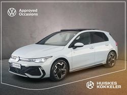 Blauw Gebruikt 2024 VW Golf VIII R-line Edition Hatchback | € 42.900