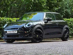 Zwart Gebruikt 2022 Mini Cooper SE Hatchback | € 21.360 (Eerlijke prijs)