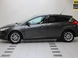 Grijs Gebruikt 2015 Ford Focus Titanium Hatchback | € 9.250 (Goede deal)