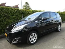 Zwart Gebruikt 2014 Peugeot 5008 Active MPV | € 9.950 (Duur)