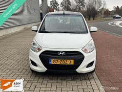 Wit Gebruikt 2012 Hyundai i10 Hatchback | € 3.240 (Eerlijke prijs)