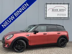Rood, metallic lak Gebruikt 2021 Mini Cooper Clubman Business Stationwagen | € 21.495 (Eerlijke prijs)