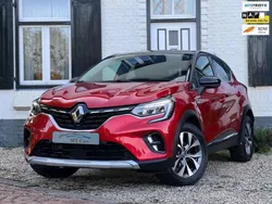 Rood, metallic lak Gebruikt 2020 Renault Captur Intens SUV | € 14.950 (Eerlijke prijs)
