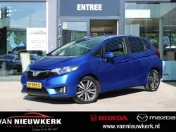 Blauw Gebruikt 2016 Honda Jazz Elegance Hatchback | € 15.400 (Eerlijke prijs)