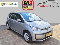 Grijs Gebruikt 2017 VW up! move up! Hatchback | € 7.900 (Eerlijke prijs)