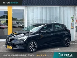 Noir étoilé (gne) Gebruikt 2021 Renault Clio V Zen Hatchback | € 13.450 (Eerlijke prijs)