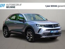 Grijs Gebruikt 2023 Opel Mokka Elegance SUV | € 21.950 (Super prijs)