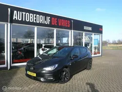 Zwart Gebruikt 2021 Opel Astra Ultimate Hatchback | € 18.950 (Eerlijke prijs)
