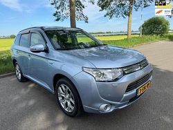 Blauw Gebruikt 2013 Mitsubishi Outlander Instyle SUV | € 7.950 (Eerlijke prijs)