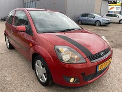 Oranje Gebruikt 2007 Ford Fiesta Futura Hatchback | € 1.499 (Eerlijke prijs)