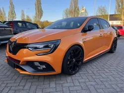 Oranje Gebruikt 2018 Renault Mégane IV R.S. Hatchback | € 30.900 (Eerlijke prijs)
