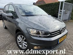 Grijs Gebruikt 2018 VW Touran Comfortline MPV | € 9.950 (Eerlijke prijs)