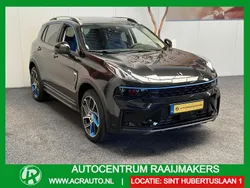 Zwart, metallic lak Gebruikt 2023 Lynk & Co 01 SUV | € 27.140 (Goede deal)