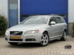 Grijs Gebruikt 2012 Volvo V70 Summum Stationwagen | € 9.950 (Eerlijke prijs)