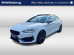 Wit Gebruikt 2022 Cupra Leon Hatchback | € 28.450 (Eerlijke prijs)